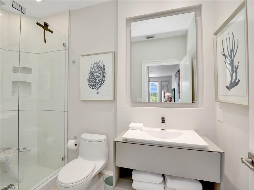 365 5th Ave S # 307 Property Photo 12