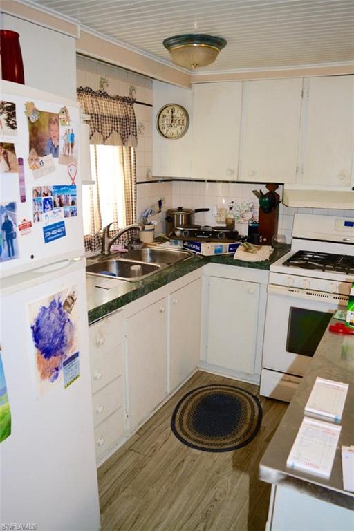 207 Lantern Ln Property Photo 14