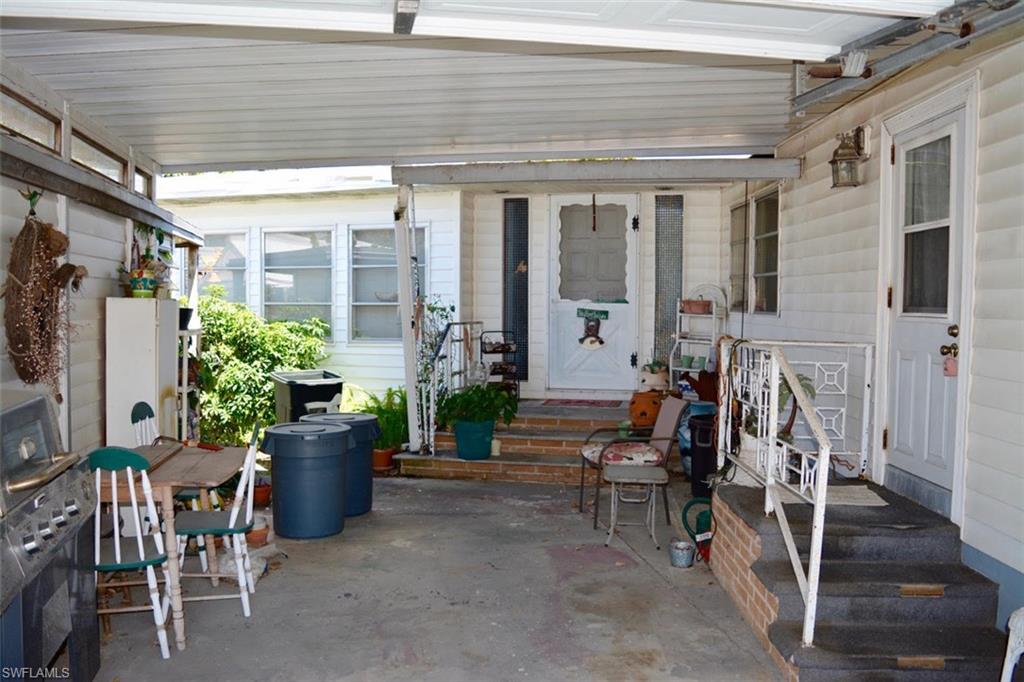 207 Lantern Ln Property Photo 26