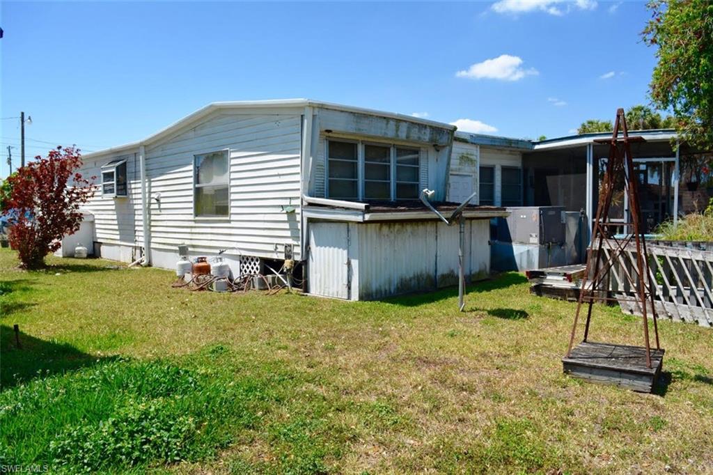 207 Lantern Ln Property Photo 36