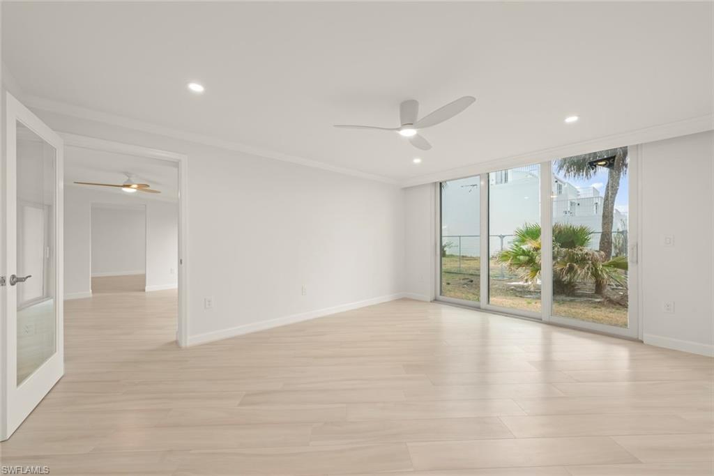 200 Periwinkle Way 111 Property Photo 25