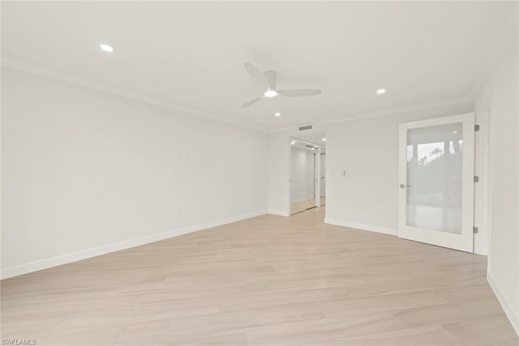 200 Periwinkle Way 111 Property Photo 27