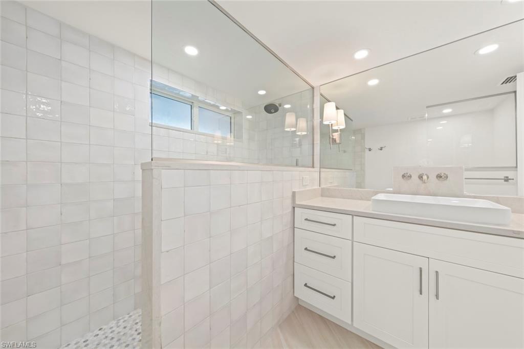 200 Periwinkle Way 111 Property Photo 29