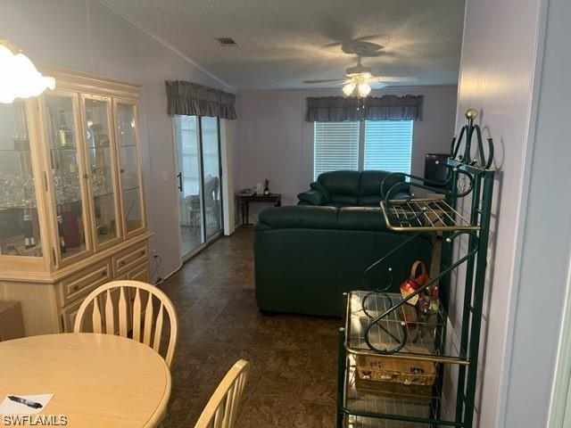26435 Atlanta Dr Property Photo 7