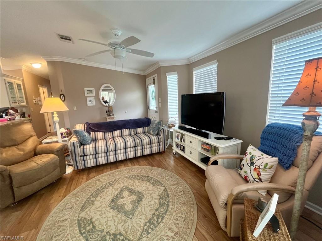 1631 Diamond Lake Cir Property Photo 6