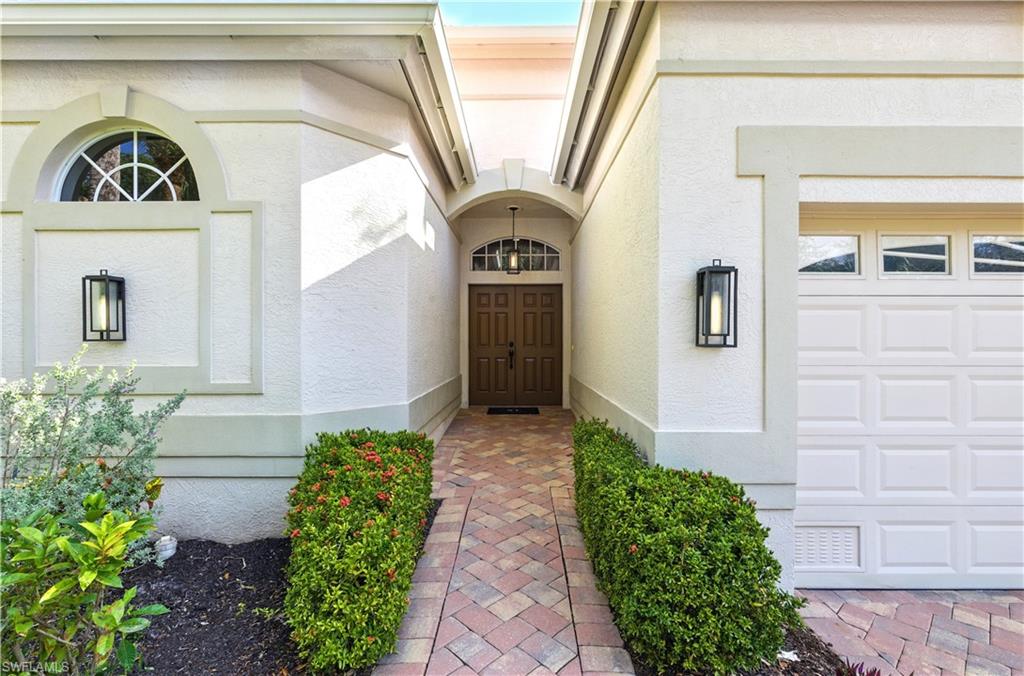 27549 Riverbank Dr Property Photo 4