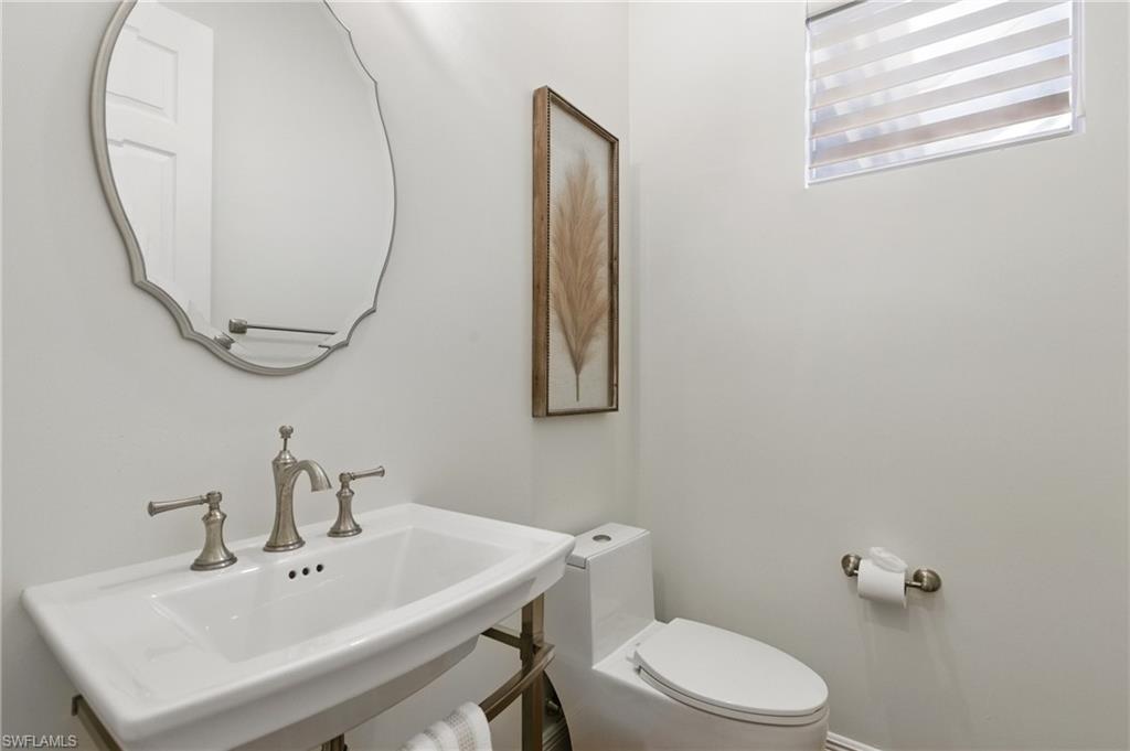 27549 Riverbank Dr Property Photo 17