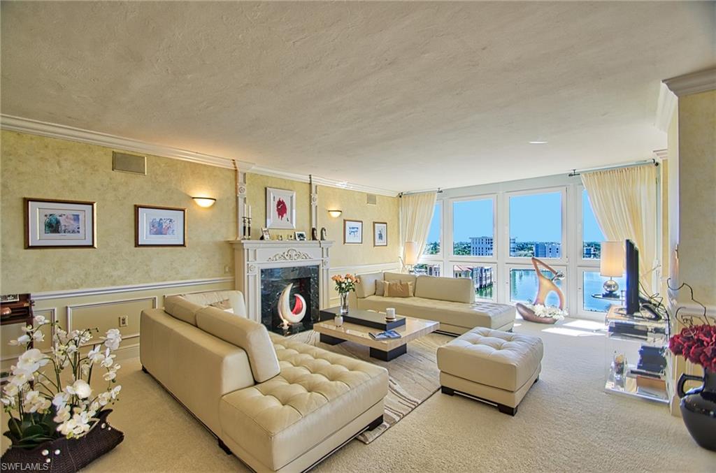 4031 Gulf Shore Blvd N # 8e Property Photo 1