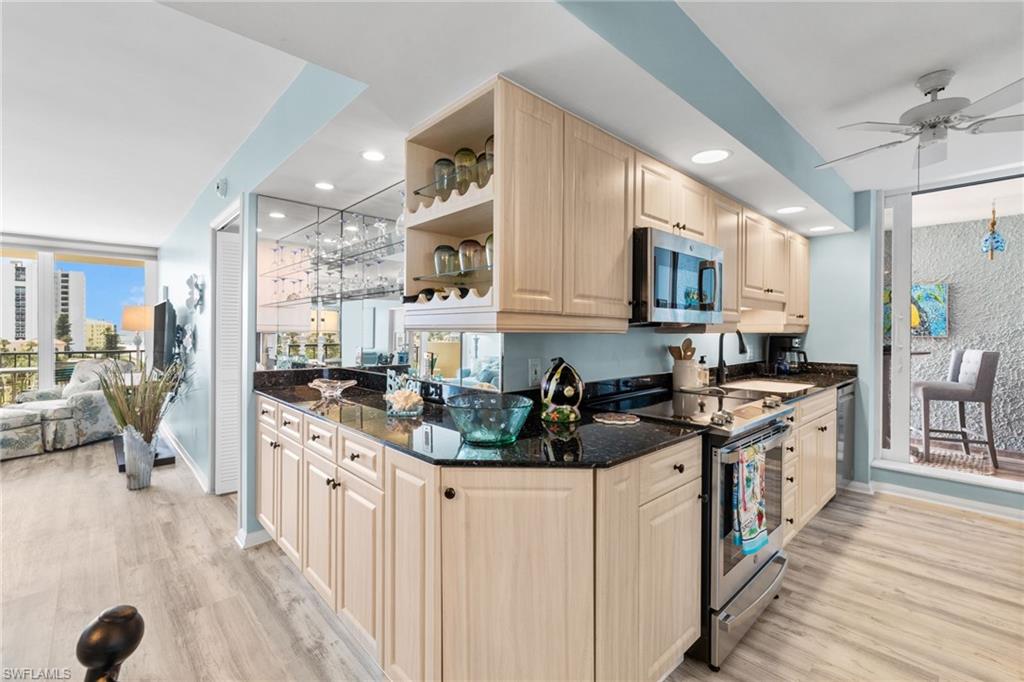 4001 Gulf Shore Blvd N # 507 Property Photo 16