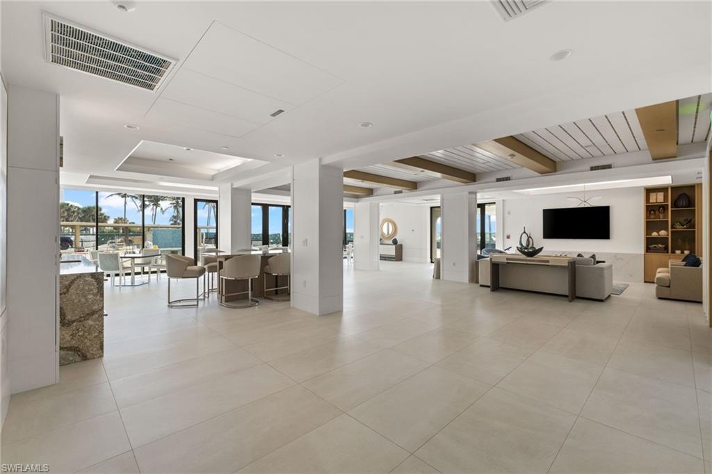 4001 Gulf Shore Blvd N # 507 Property Photo 39