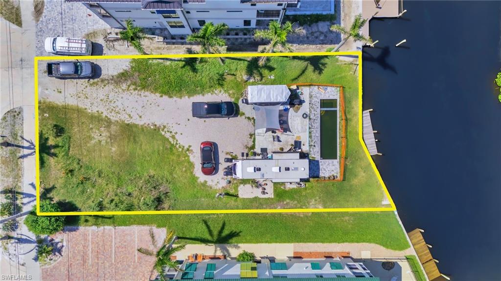 775 Estero Blvd Property Photo 17