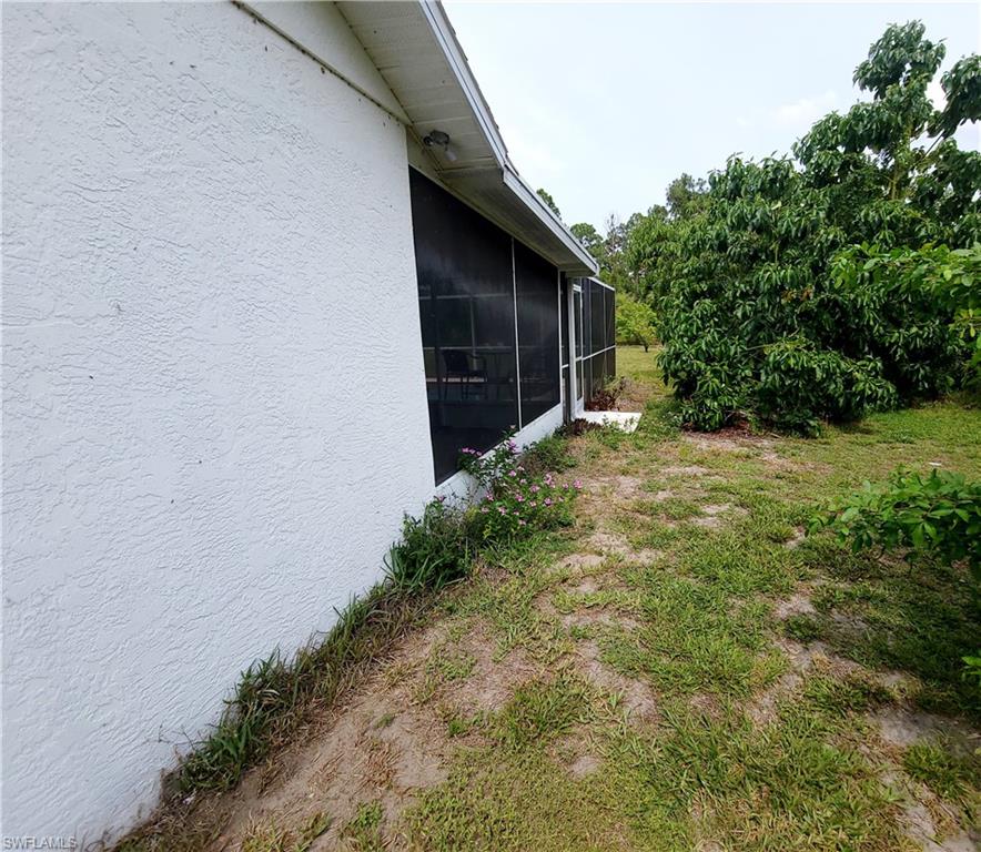 404 Roosevelt Ave Property Photo 6