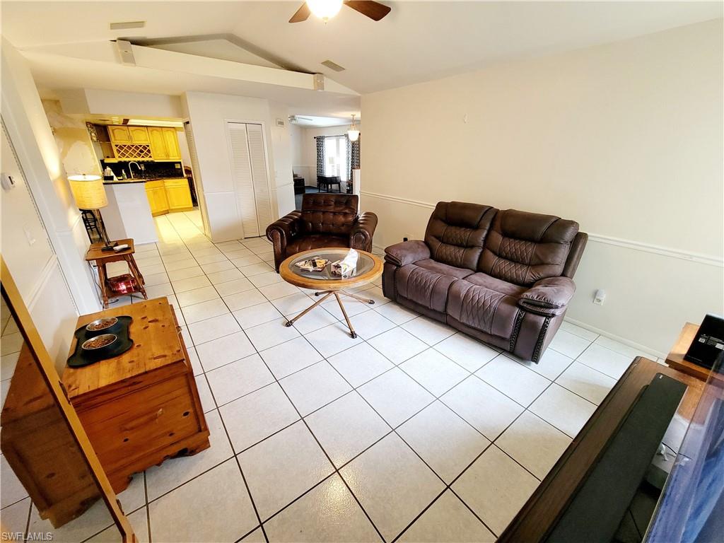 404 Roosevelt Ave Property Photo 26