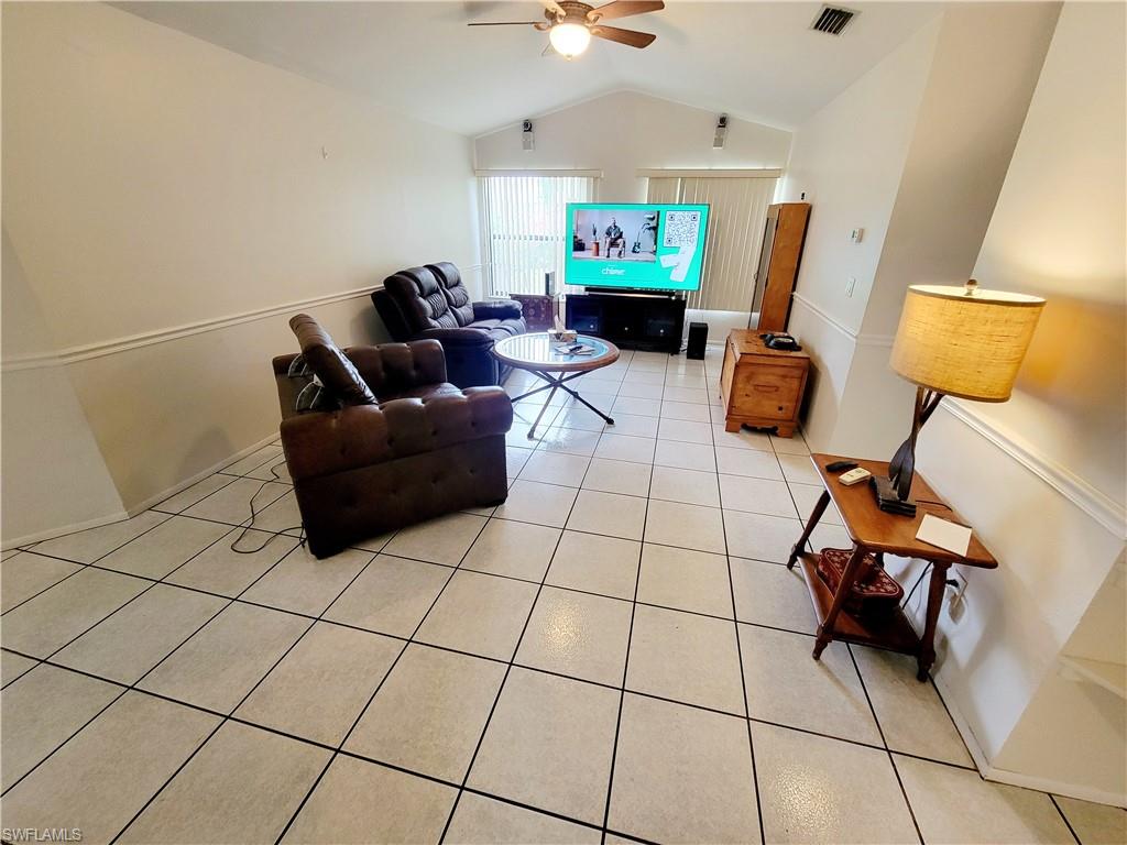 404 Roosevelt Ave Property Photo 27