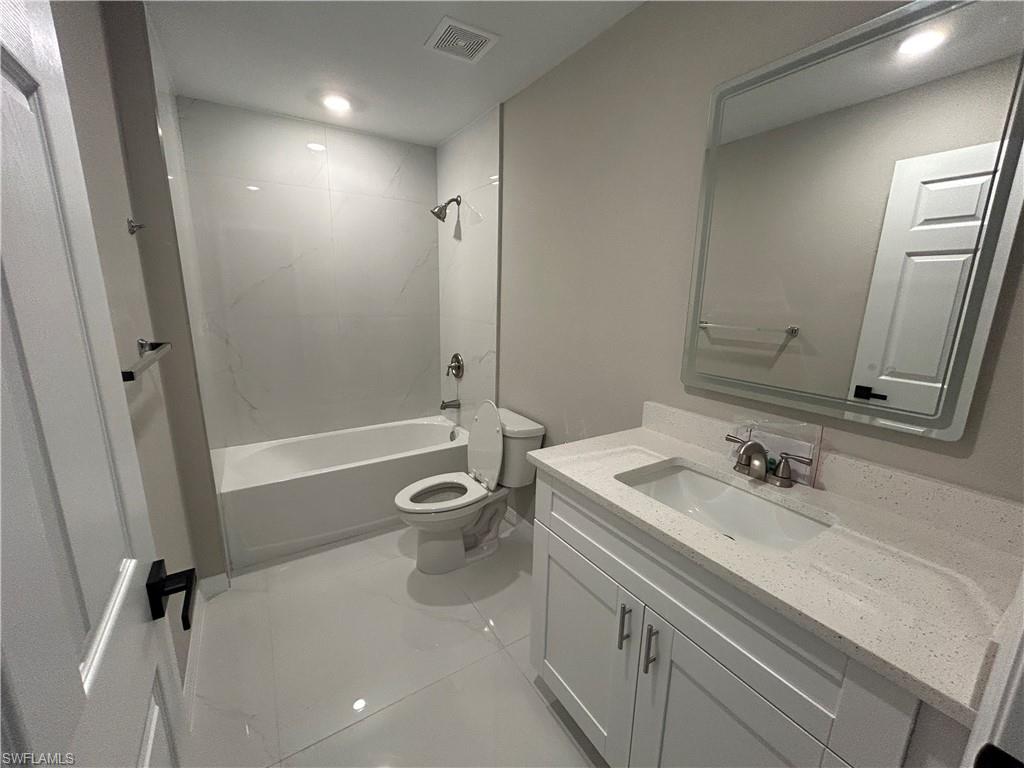 2601 Ne Juanita Pl Property Photo 14