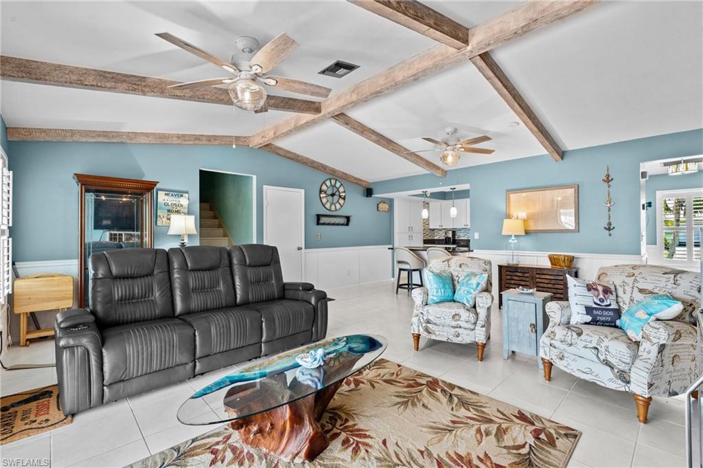 2468 Sapodilla Ln Property Photo 6