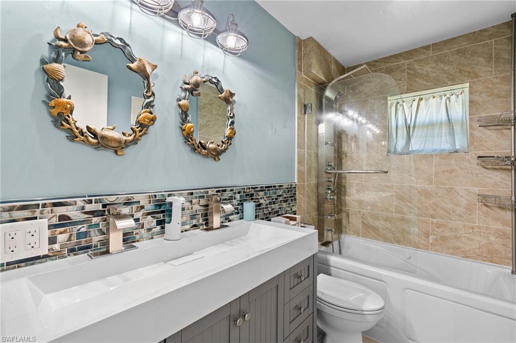 2468 Sapodilla Ln Property Photo 16