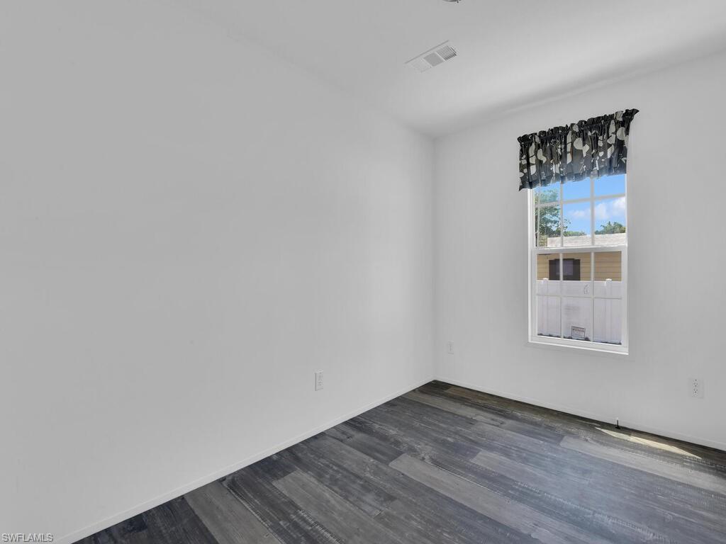21190 Cypress Park Cir Property Photo 12