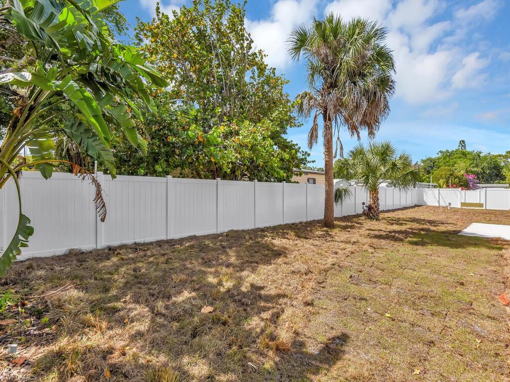 21190 Cypress Park Cir Property Photo 22