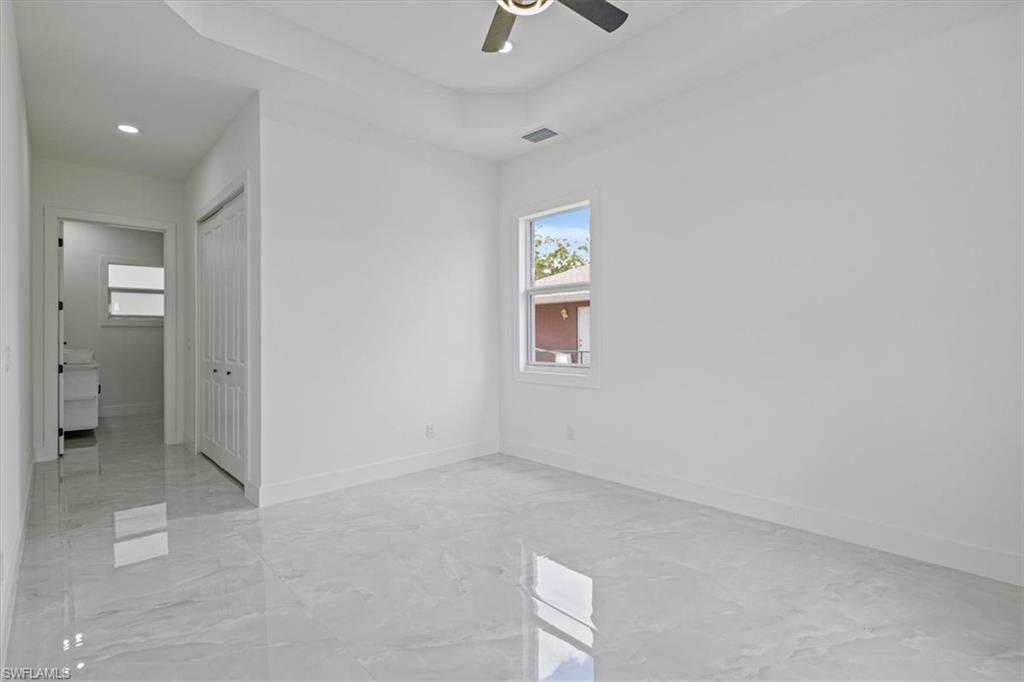 4503 6th St W Property Photo 13