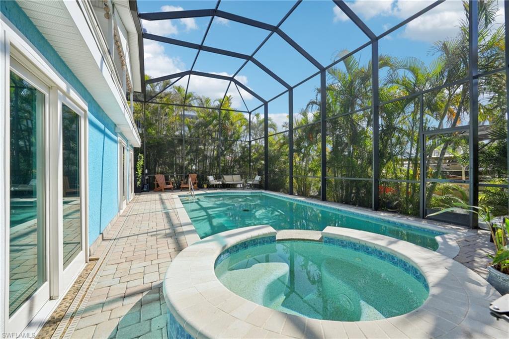 2885 Triggerfish St Property Photo 3