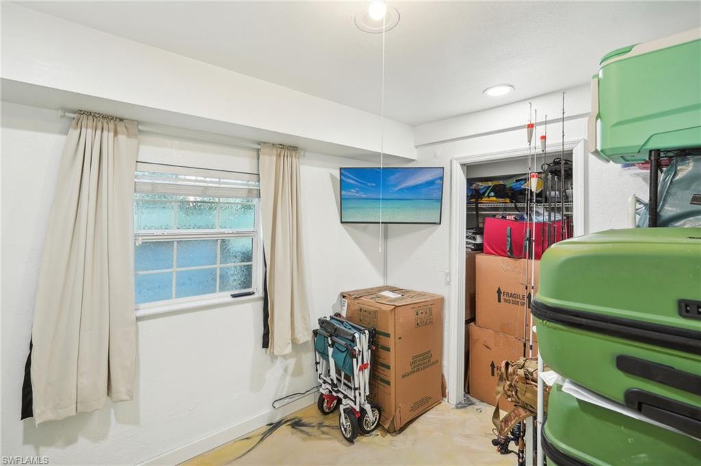 2885 Triggerfish St Property Photo 17