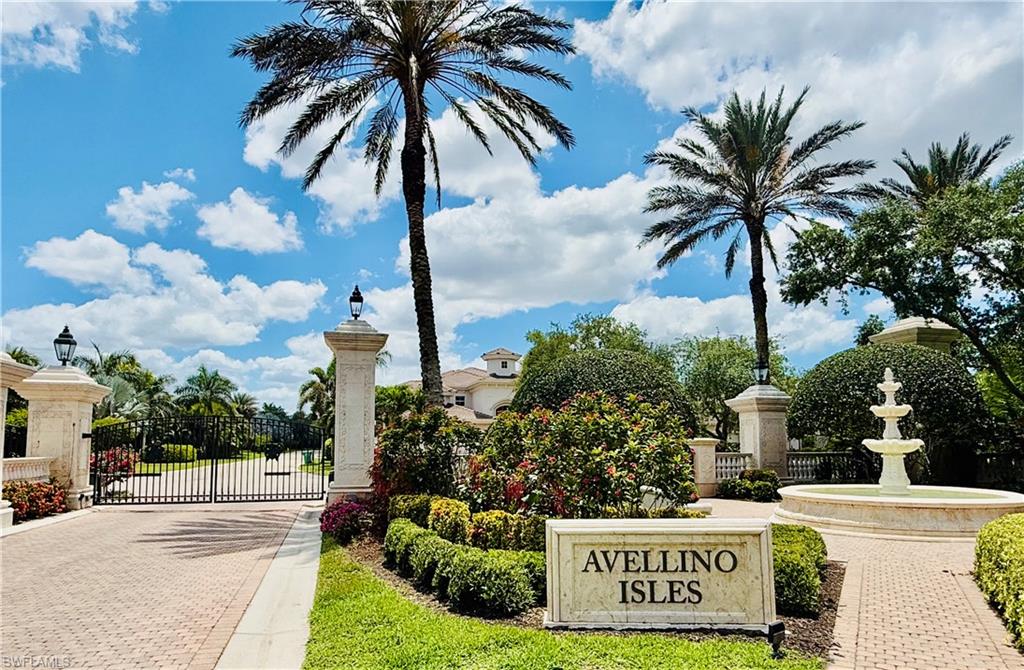 584 Avellino Isles Cir # 19102 Property Photo 1