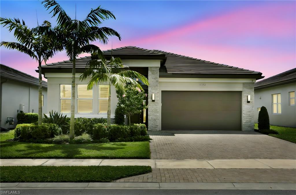 11523 Jacaranda Dr Property Photo 3