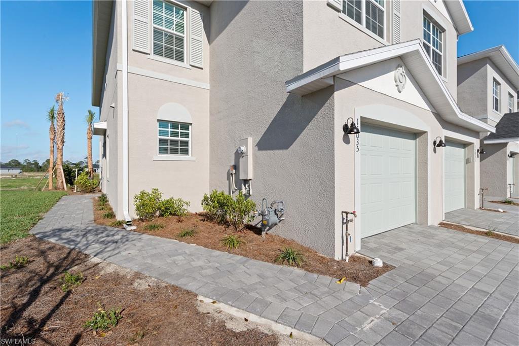15035 White Pearl Rd Property Photo 4