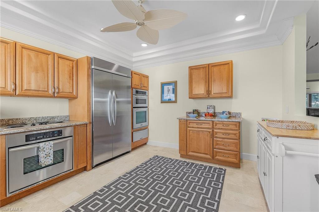 8043 Glen Abbey Cir Property Photo 6