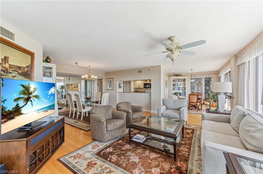 6361 Pelican Bay Blvd # 605 Property Photo 5