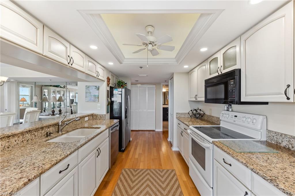6361 Pelican Bay Blvd # 605 Property Photo 15