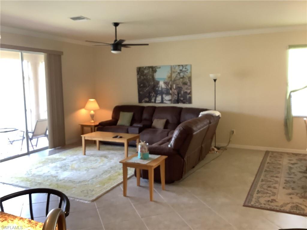 11422 Icarus Cir Property Photo 6