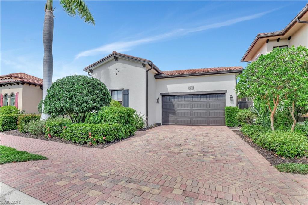 7912 Cordoba Pl Property Photo 2