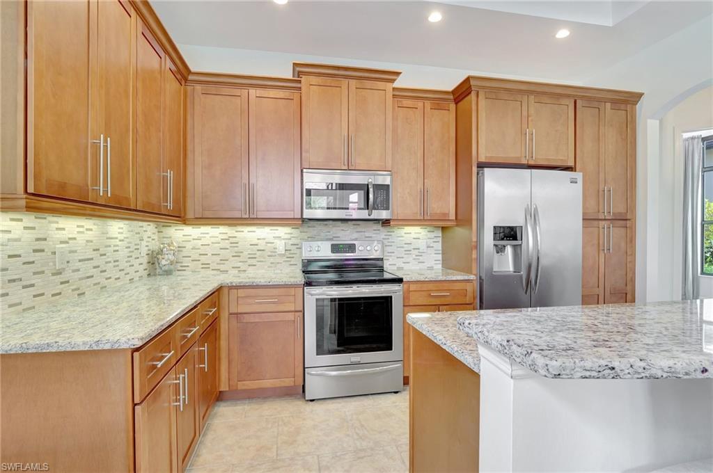 7912 Cordoba Pl Property Photo 9