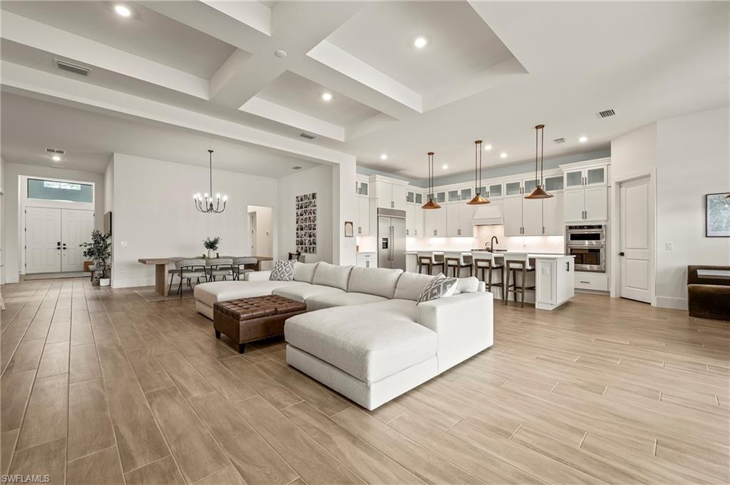 1784 Palomar Ter Property Photo 4