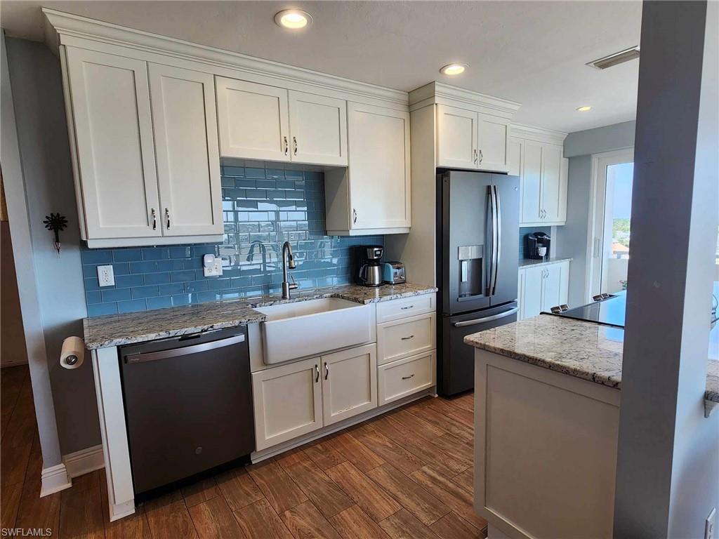 4803 Sunset Ct # 604 Property Photo 6