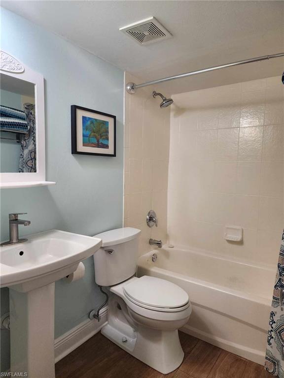 4803 Sunset Ct # 604 Property Photo 20