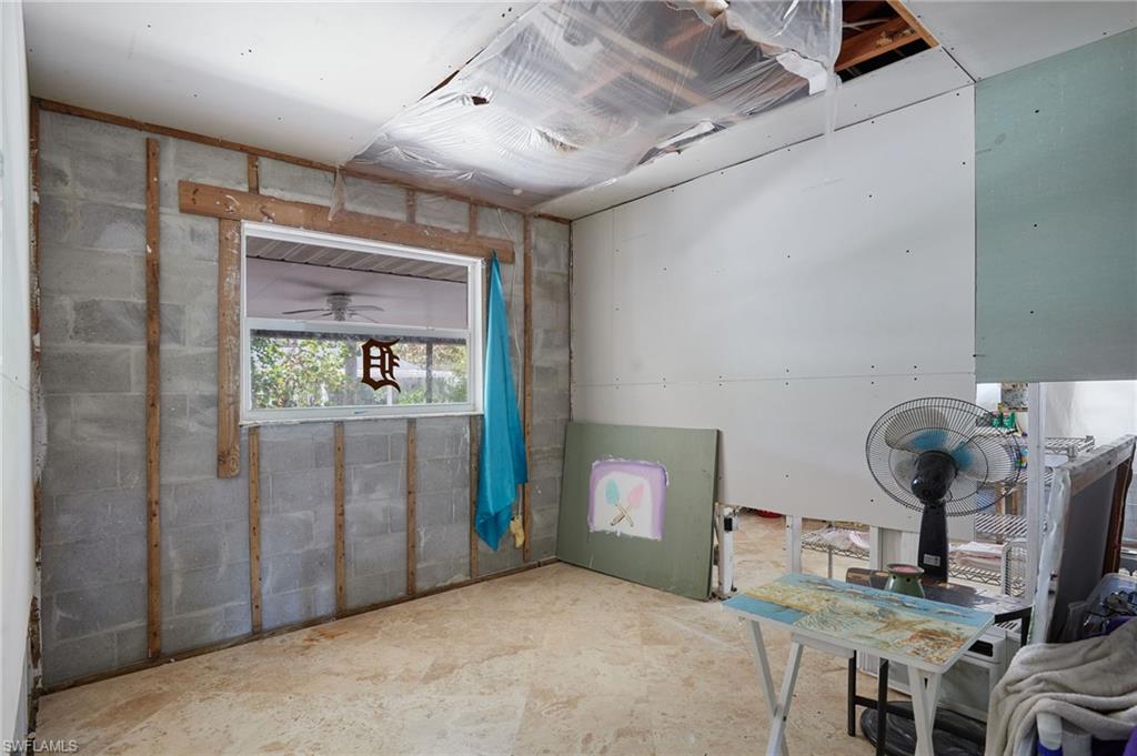 27620 Riverdale Ln Property Photo 11
