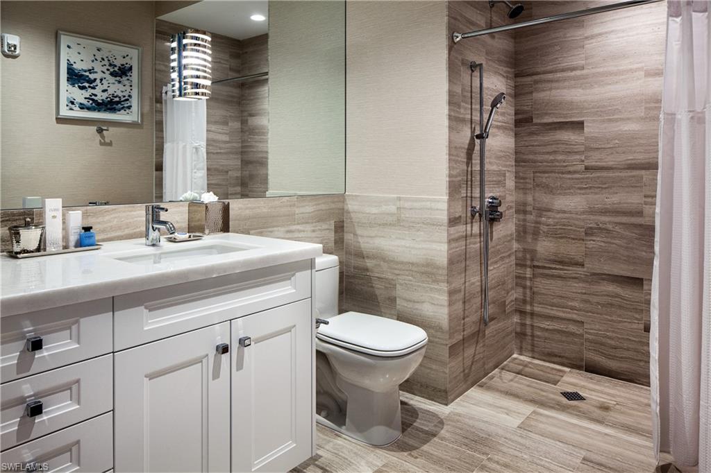 6897 Grenadier Blvd # 1602 Property Photo 33