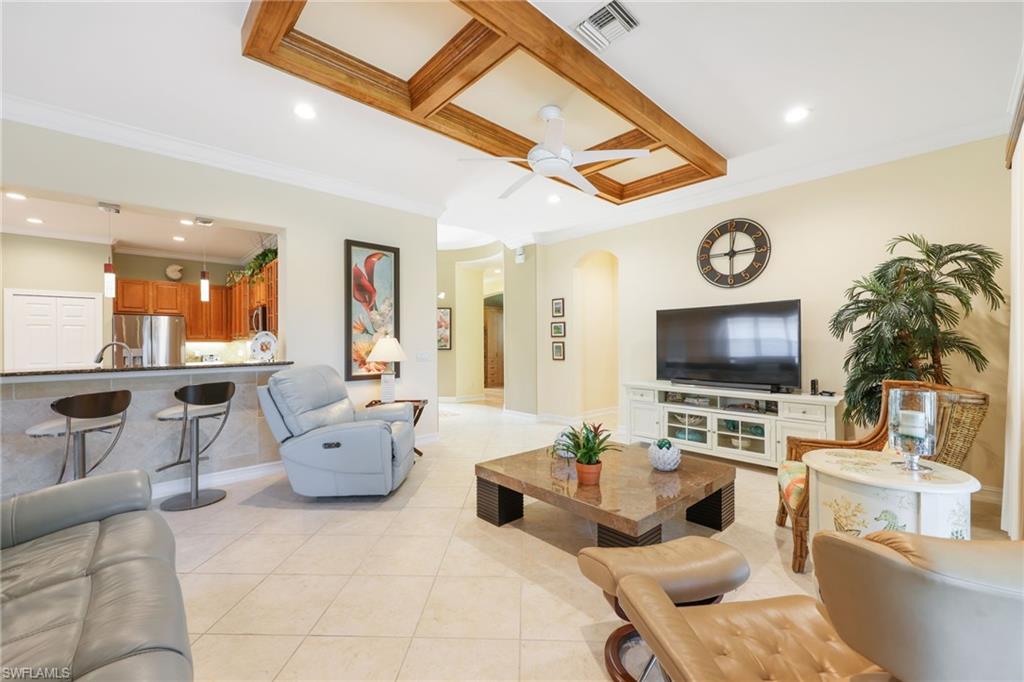 10527 Bellagio Dr Property Photo 7