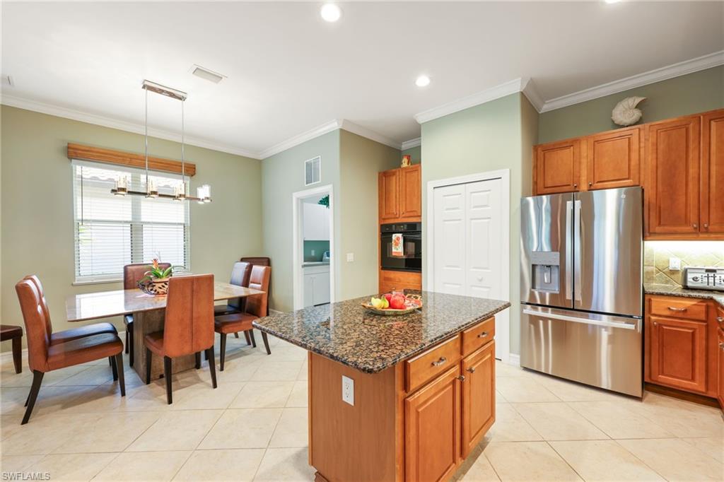 10527 Bellagio Dr Property Photo 22