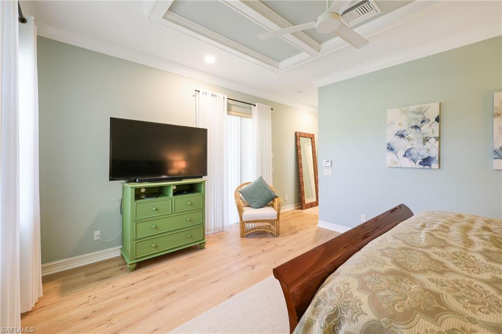 10527 Bellagio Dr Property Photo 26