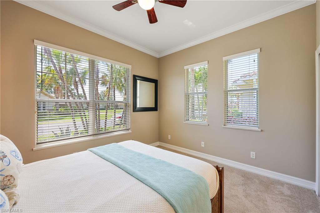 10527 Bellagio Dr Property Photo 32