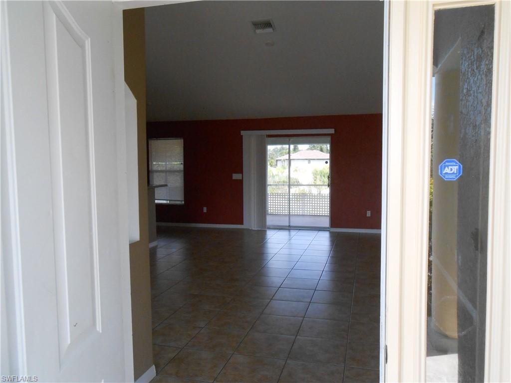 407 Chamonix Ave S Property Photo 2