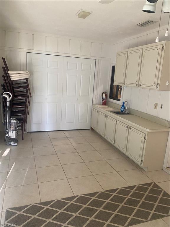 8565 Tamara Ct Property Photo 32