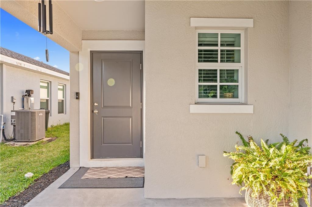 20160 Caroline Creek Place Property Photo 4