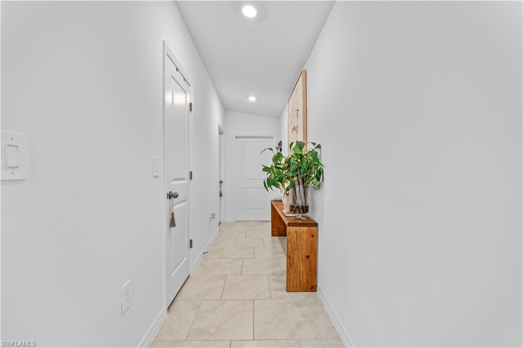 20160 Caroline Creek Place Property Photo 5