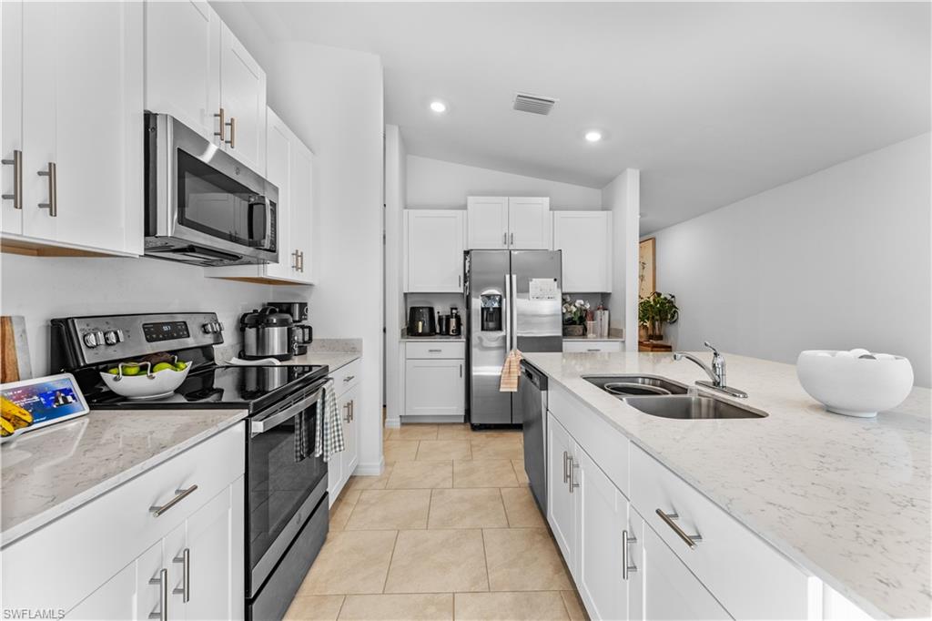 20160 Caroline Creek Place Property Photo 13