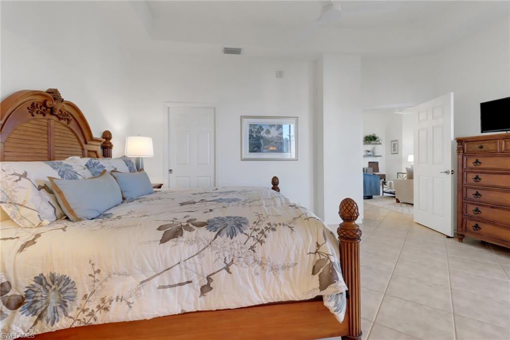 4183 Bay Beach Ln Property Photo 16